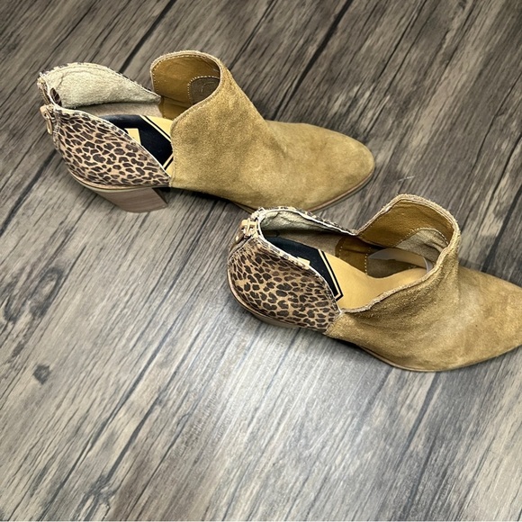DV8 Dolce Vita Women's Brown And Animal print Heels Back Zipper Suede Booties - Picture 10 of 12